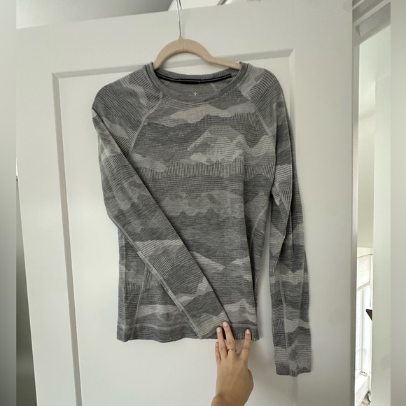 Smartwool base layer - never worn - Picture 3 of 3